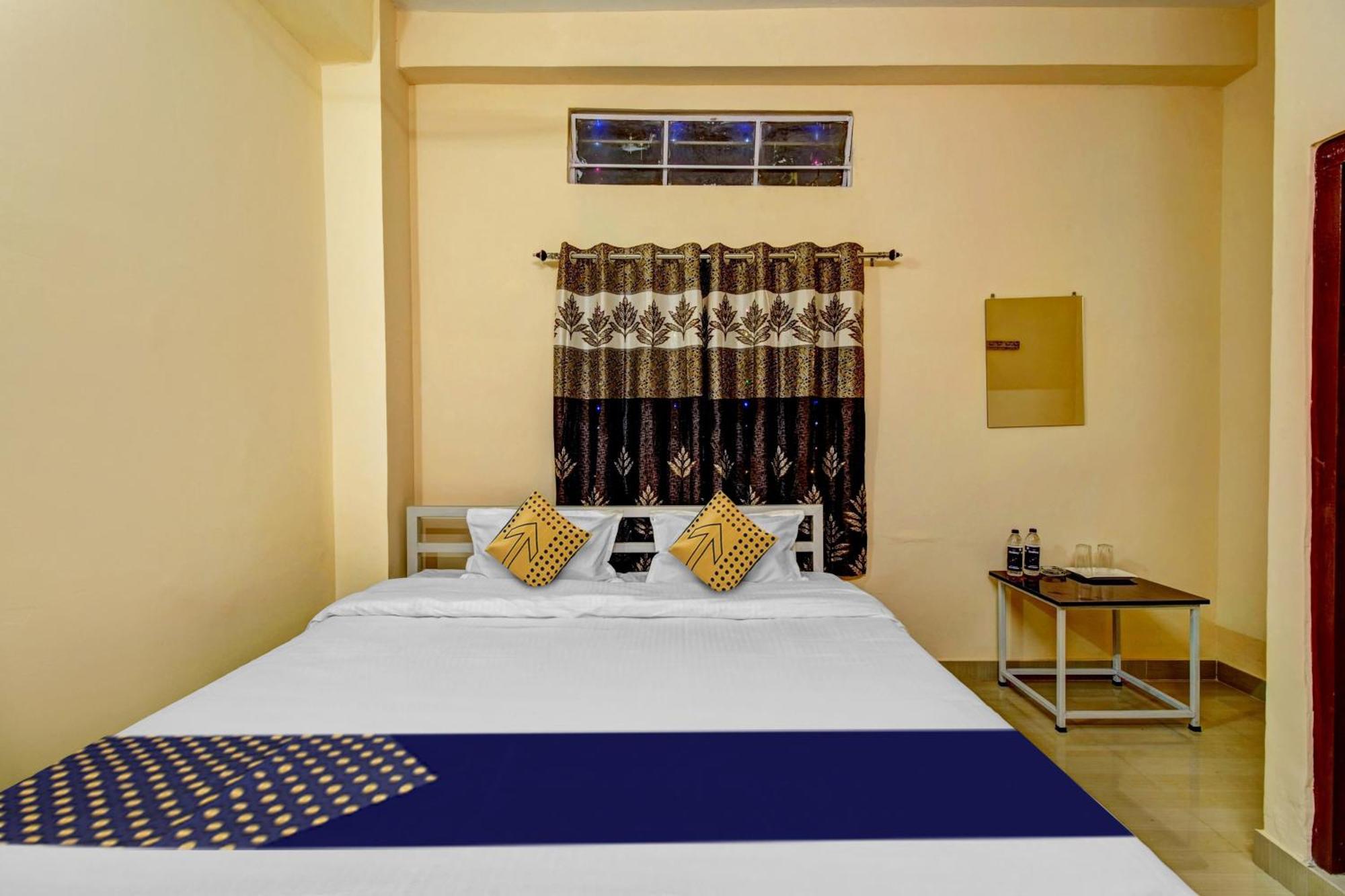 Spot On Rainbow Lodge Ґувахаті Екстер'єр фото